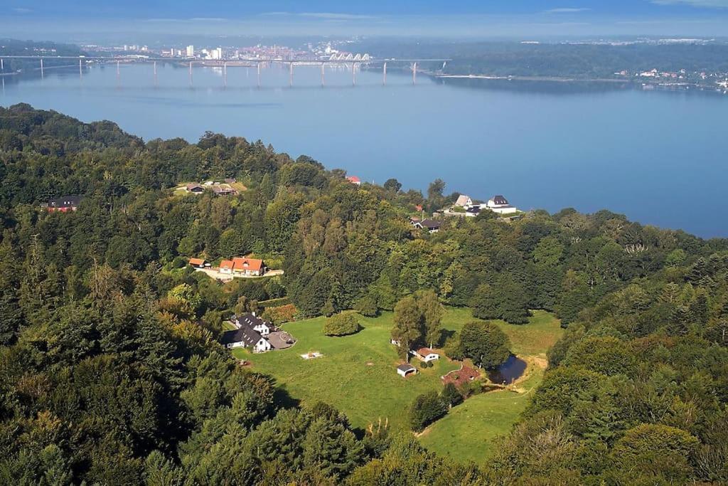 Naturskon Landidyl Pa Ibaekgaarden - I Egen Bolig Apartment Vejle Exterior photo